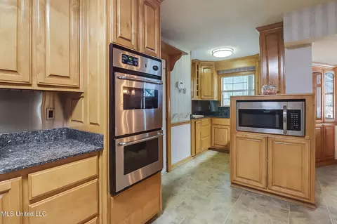 Kitchen - 8176 E Cypress Dr, Perkinston, MS 39573 photo 2 of 4