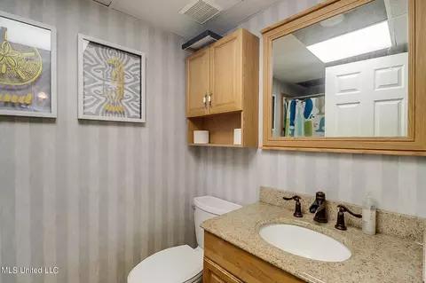 Bath - 8176 E Cypress Dr, Perkinston, MS 39573 photo 2 of 4