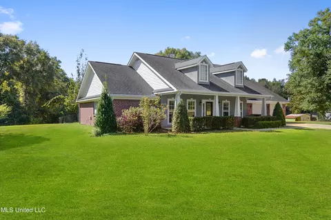 266 Griffin Ln, Lucedale, MS 39452 photo 2