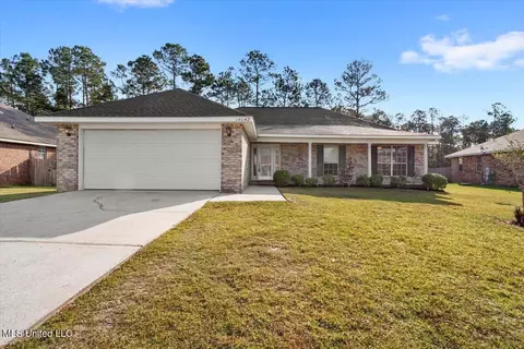 14042 Maddie Cir, Biloxi, MS 39532