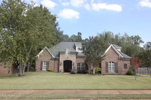 1344 N Heritage Cir, Hernando, MS 38632