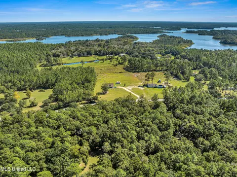 15315 Wolf Ridge Rd, Moss Point, MS 39562 photo 21