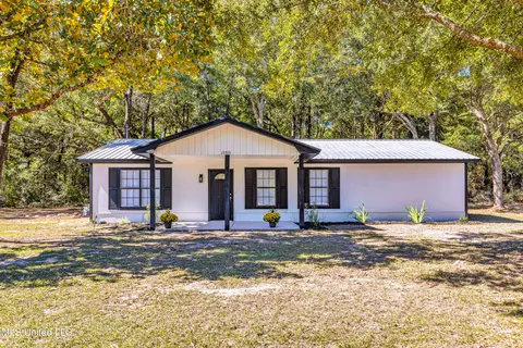 15315 Wolf Ridge Rd, Moss Point, MS 39562 photo 2