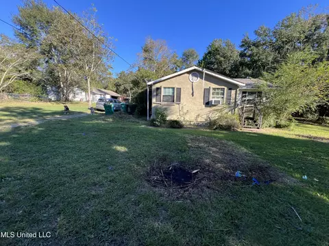 12196 Boles Blvd, Gulfport, MS 39503
