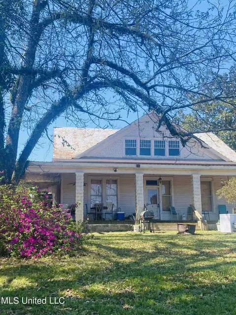 1520 22nd Avenue Hts, Meridian, MS 39301