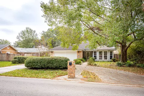 1891 Brasher Rd, Biloxi, MS 39532