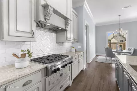 Kitchen - 804 Onyx Pl, Flowood, MS 39232 photo 8 of 8