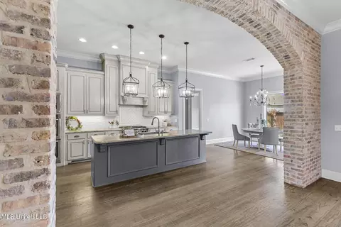 Entry Way - 804 Onyx Pl, Flowood, MS 39232 photo 5 of 14