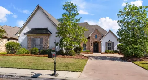 804 Onyx Pl, Flowood, MS 39232