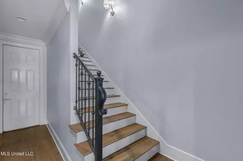 Entry Way - 804 Onyx Pl, Flowood, MS 39232 photo 10 of 14