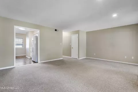 Living - 295 Highpoint Dr, Diamondhead, MS 39525 photo 4 of 4