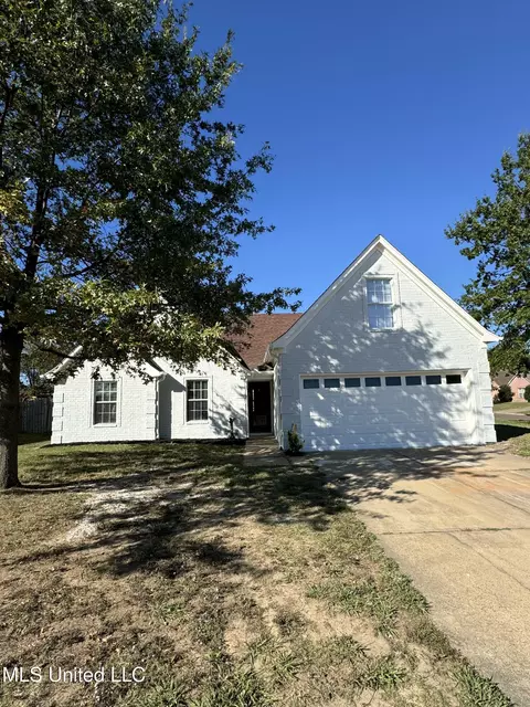 1352 Carriage View Ln, Southaven, MS 38671
