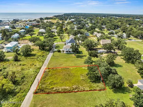 604 E Fifth St, Long Beach, MS 39560 photo 3