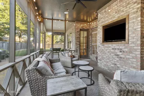 Exterior - 816 Aberdeen Cv, Madison, MS 39110 photo 9 of 14