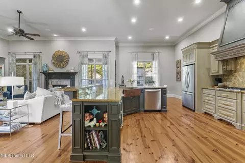 Kitchen - 816 Aberdeen Cv, Madison, MS 39110 photo 1 of 6