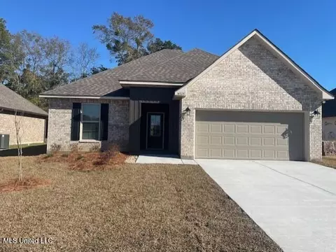 14328 Southern Maple Ave, Gulfport, MS 39503