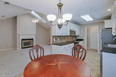 Dining - 151 Armonde Ct, Madison, MS 39110 photo 2 of 2