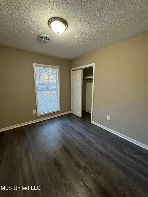 1011 Fairway St, Jackson, MS 39212 photo 12