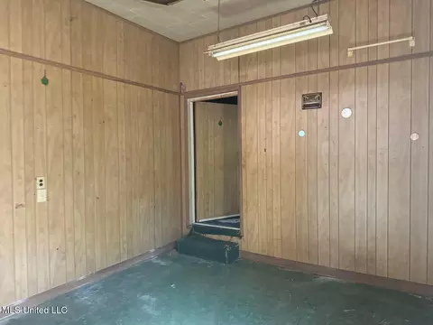 4236 Hanging Moss Rd, Jackson, MS 39206 photo 6