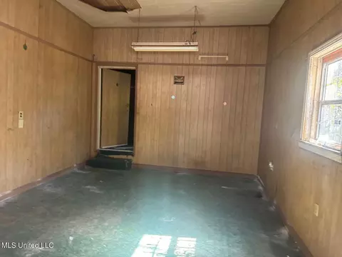 4236 Hanging Moss Rd, Jackson, MS 39206 photo 4