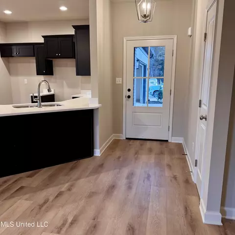 Entry Way - 6240 Clover Ct, Walls, MS 38680 photo 2 of 2