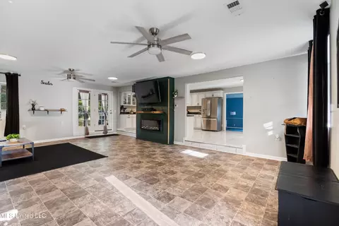 Living - 41 E Pontotoc Ave, Potts Camp, MS 38659 photo 1 of 1