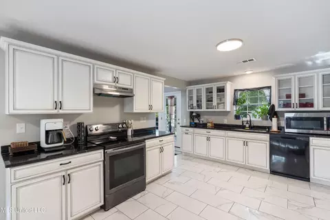 Kitchen - 41 E Pontotoc Ave, Potts Camp, MS 38659 photo 3 of 3