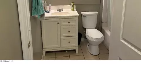 2109 Briargate Dr, Gautier, MS 39553