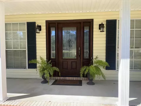 Exterior - 17825 Highway 613, Moss Point, MS 39562 photo 6 of 20