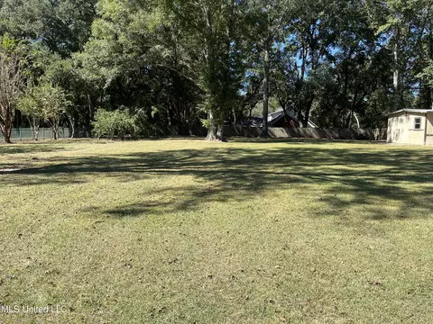 Exterior - 17825 Highway 613, Moss Point, MS 39562 photo 3 of 20