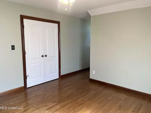 Bedroom - 17825 Highway 613, Moss Point, MS 39562 photo 4 of 6