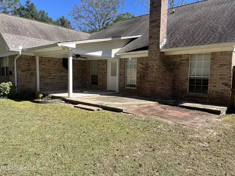Exterior - 17825 Highway 613, Moss Point, MS 39562 photo 8 of 20