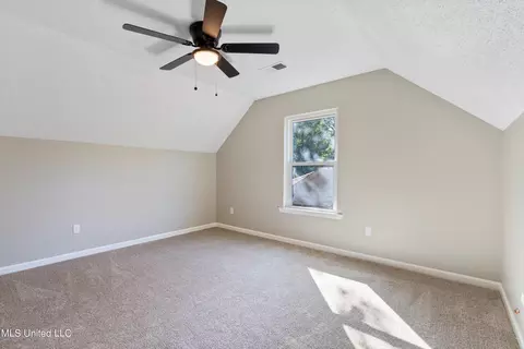 Bedroom - 6915 Slash Pine Dr, Walls, MS 38680 photo 1 of 3
