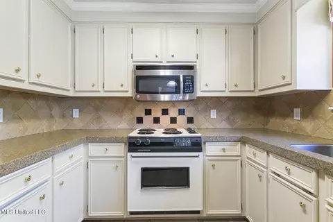 479 Brookstone Dr, Madison, MS 39110 photo 10
