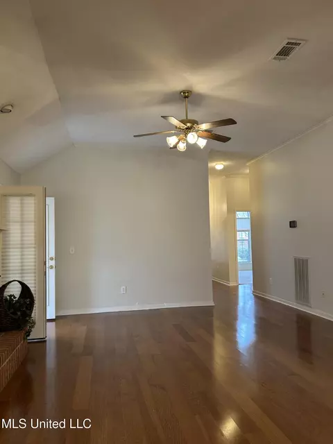 479 Brookstone Dr, Madison, MS 39110 photo 5