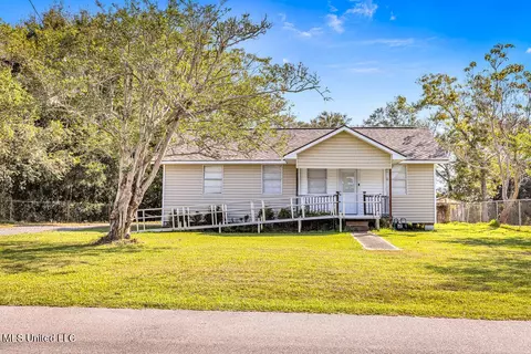 14310 4th Ave, Gulfport, MS 39503