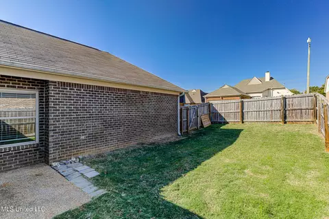 Exterior - 3061 Logans Loop, Hernando, MS 38632 photo 3 of 3