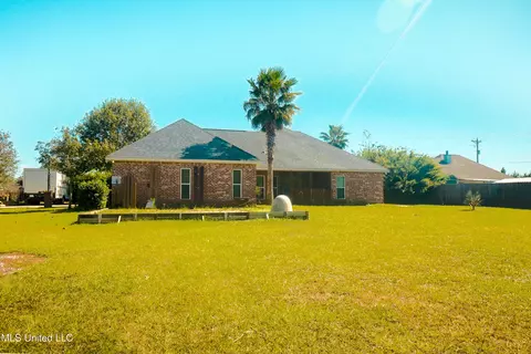 21797 Ridgeview Dr, Saucier, MS 39574 photo 3