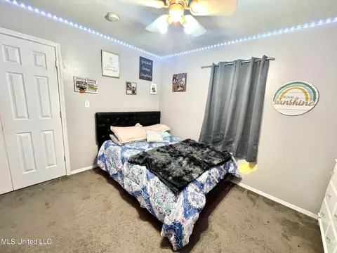 Bedroom - 19913 Old School Trl, Moss Point, MS 39562 photo 4 of 5