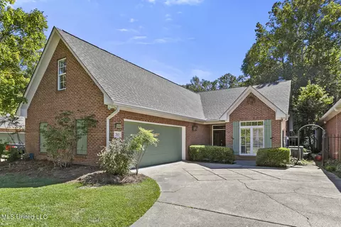 763 Oakmont Pkwy, Ridgeland, MS 39157