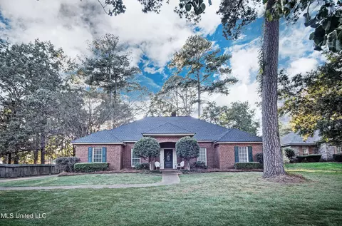 407 Parkway Rd, Brandon, MS 39047