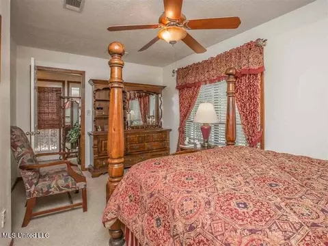 Bedroom - 1187 Coker Cir, Jackson, MS 39213 photo 2 of 6