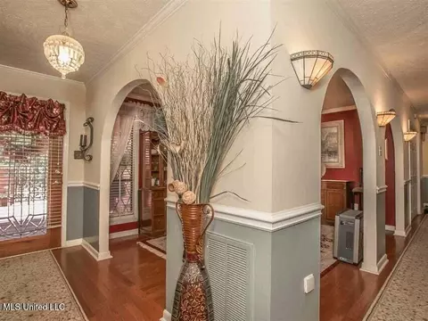 Entry Way - 1187 Coker Cir, Jackson, MS 39213 photo 4 of 4
