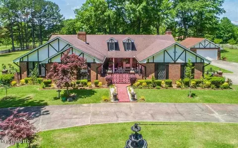 Exterior - 1187 Coker Cir, Jackson, MS 39213 photo 12 of 13
