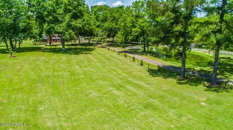 Exterior - 1187 Coker Cir, Jackson, MS 39213 photo 2 of 13