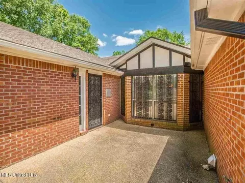 Exterior - 1187 Coker Cir, Jackson, MS 39213 photo 7 of 13