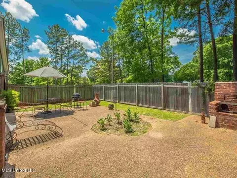 Exterior - 1187 Coker Cir, Jackson, MS 39213 photo 9 of 13