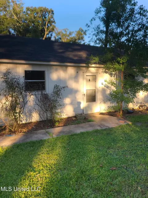 Other - 135 Bedford Ln, Jackson, MS 39206 photo 4 of 6