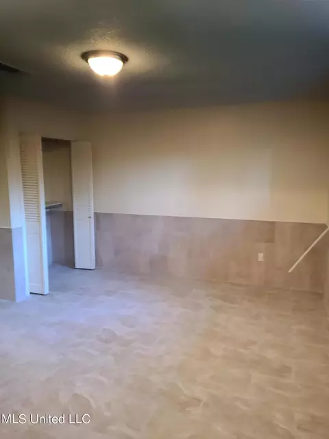 Bedroom - 135 Bedford Ln, Jackson, MS 39206 photo 2 of 2