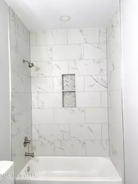 Bath - 14964 Custer St, Vancleave, MS 39565 photo 5 of 5